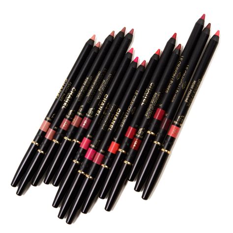 chanel le crayon levres lip pencil|Chanel le crayon levres longwear.